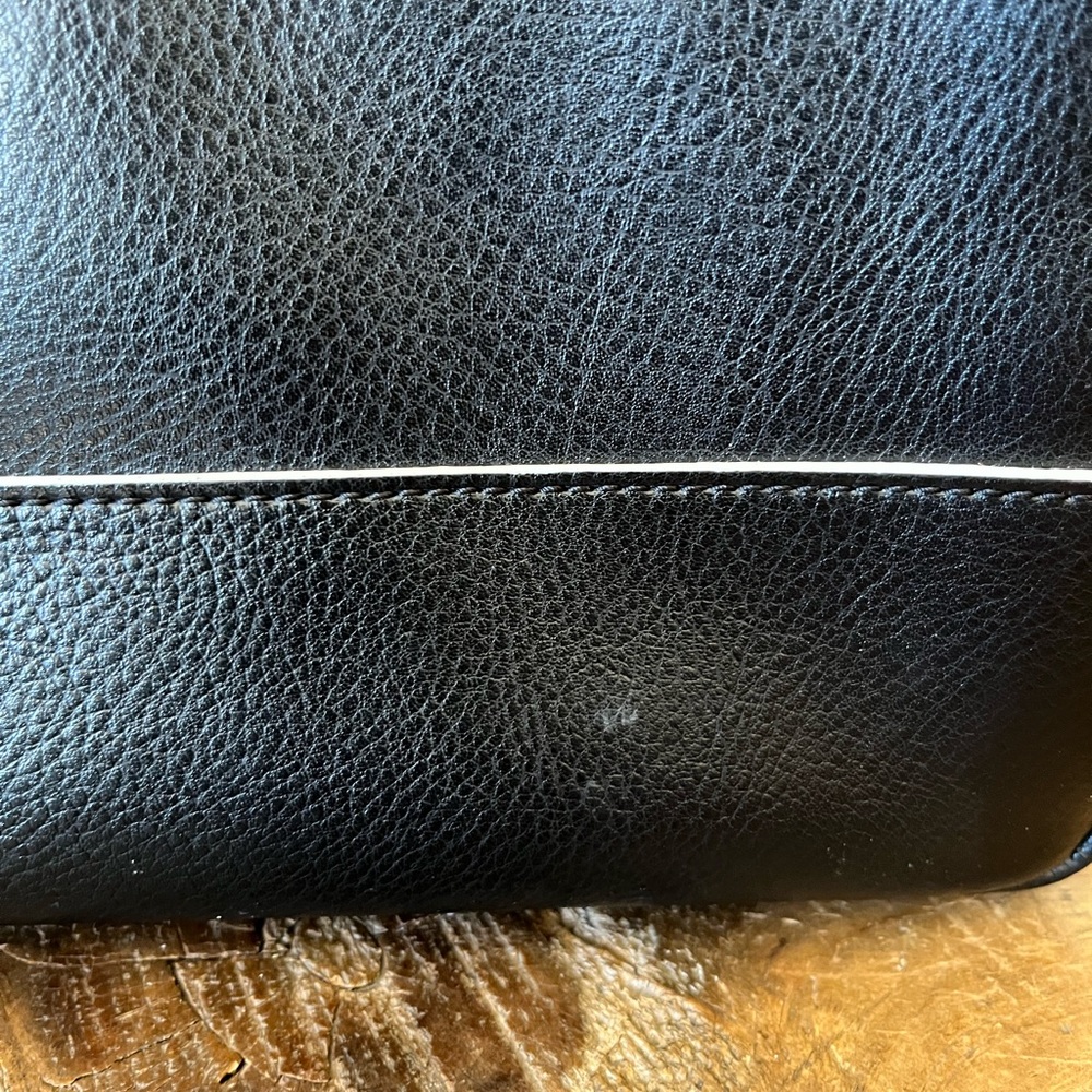 Black and White Leatherette Women’s Top-Handle Bag - Picture 12 of 12